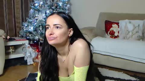 annesins online show from November 2025 03:05:01 PM