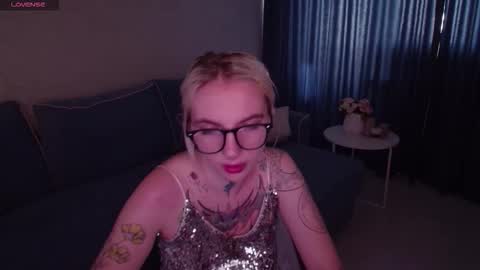 Annet online show from October 2025 07:26:02 AM