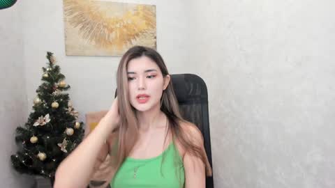Snapshot of annetli chatting on December 2024 04:30:02 AM annetli online show from December 2024 04:30:02 AM