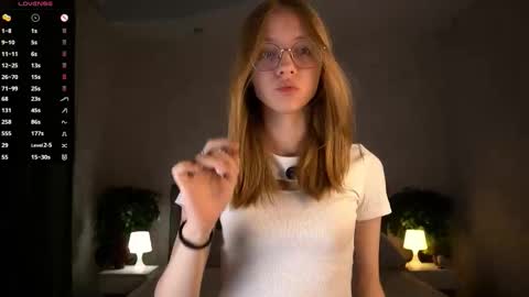 Snapshot of annettaregino chatting on November 2025 05:19:01 PM Eva online show from November 2025 05:19:01 PM