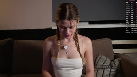 Anne online show from May 2026 08:03:02 PM