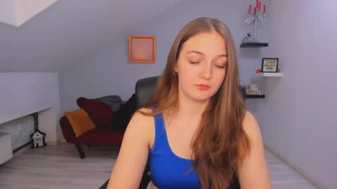annewilsonn online show from April 2026 01:13:01 PM