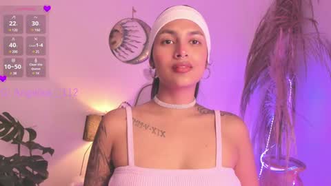 Angel online show from January 2025 10:19:01 PM