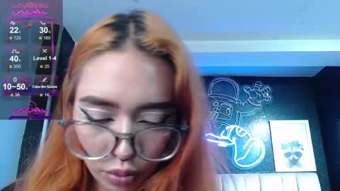 Snapshot of anni_acker_b chatting on February 2025 01:53:01 AM Anni acker b online show from February 2025 01:53:01 AM