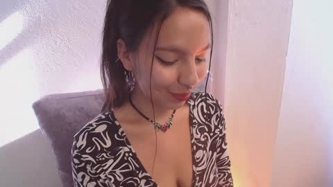 Snapshot of anni_art chatting on January 2025 08:37:02 PM Anni online show from January 2025 08:37:02 PM