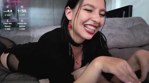 Anni online show from February 2026 09:25:02 PM