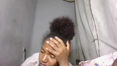 annick98 online show from February 2026 09:23:01 PM