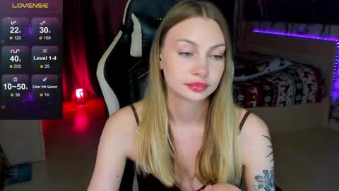 Snapshot of annie69kiss chatting on October 2025 06:54:01 AM Annie online show from October 2025 06:54:01 AM