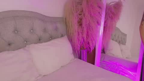 annie_20_ online show from May 2026 11:50:02 AM