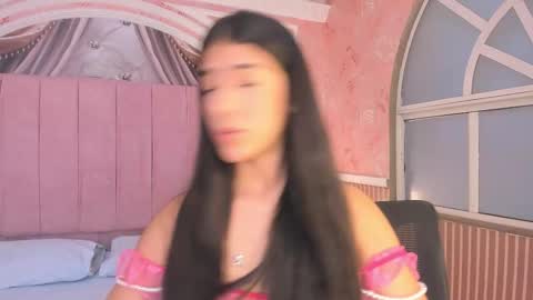 Snapshot of annie__bear chatting on December 2025 11:49:02 AM Annie online show from December 2025 11:49:02 AM