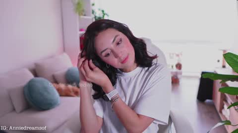 Snapshot of annie_dreams chatting on December 2024 09:55:02 PM Annie online show from December 2024 09:55:02 PM