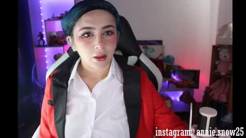 Snapshot of annie_snow_ chatting on December 2024 07:49:02 PM JEANNE no olvides seguirme dont forget follow me uu online show from December 2024 07:49:02 PM