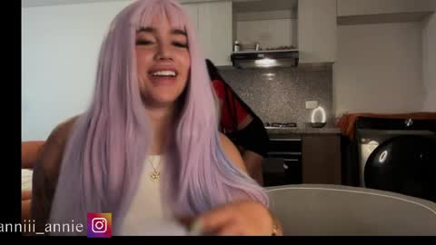 JEANNE no olvides seguirme dont forget follow me  uu online show from May 2026 11:01:01 PM