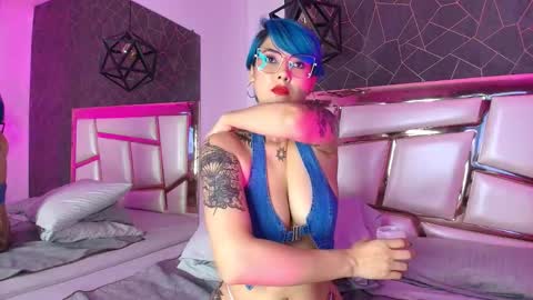 Snapshot of annie_swan chatting on October 2025 03:35:02 PM Annie online show from October 2025 03:35:02 PM