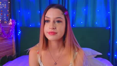 Snapshot of annie_swanson chatting on December 2025 09:23:02 PM annie online show from December 2025 09:23:02 PM