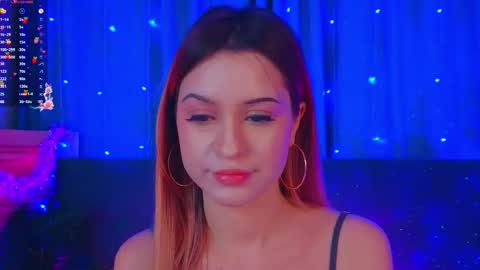 Snapshot of annie_swanson chatting on December 2025 08:36:02 PM annie online show from December 2025 08:36:02 PM