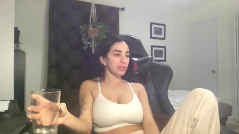 Snapshot of annie_xxx111 chatting on January 2025 12:49:02 AM annie_xxx111 online show from January 2025 12:49:02 AM