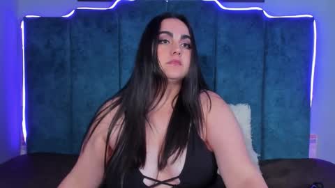 Annie Sweet Cherry online show from January 2026 03:01:02 AM