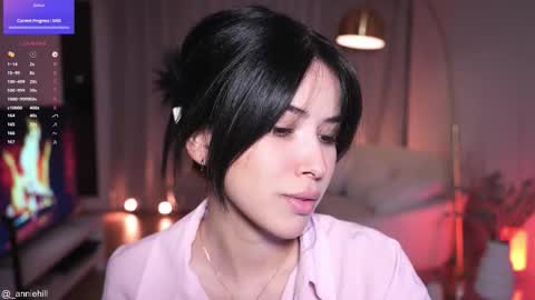 anniehillofficial_ online show from September 2025 08:25:01 PM