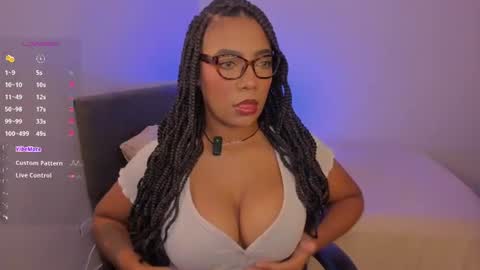 Snapshot of anniejasmin_ chatting on August 2026 03:23:02 AM A N N I E online show from August 2026 03:23:02 AM