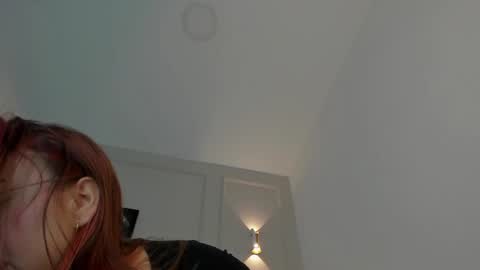 Snapshot of anniemartinezz chatting on March 2025 11:44:02 AM Annie online show from March 2025 11:44:02 AM