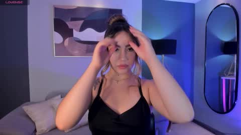 Annie Monroe online show from January 2026 11:23:02 AM