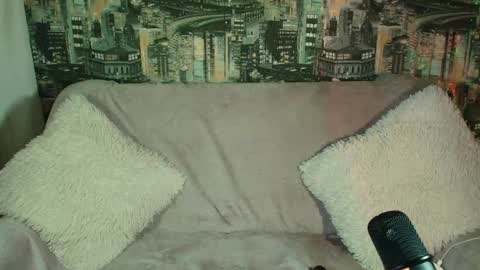 Snapshot of annienight2 chatting on February 2026 09:15:02 PM Anna online show from February 2026 09:15:02 PM