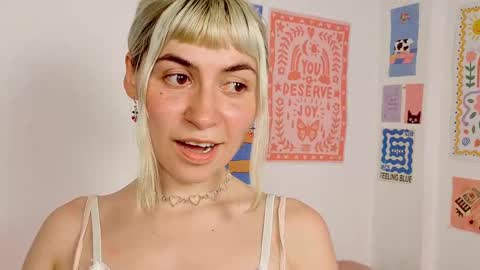 Snapshot of annietinky chatting on September 2025 12:44:02 AM annietinky online show from September 2025 12:44:02 AM