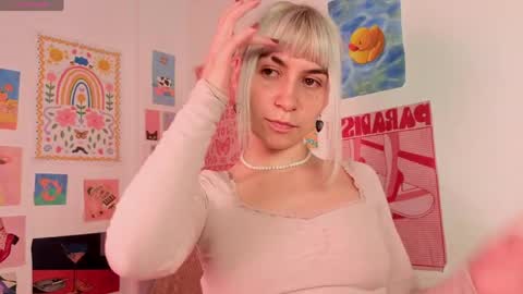 annietinky online show from April 2026 02:38:02 AM