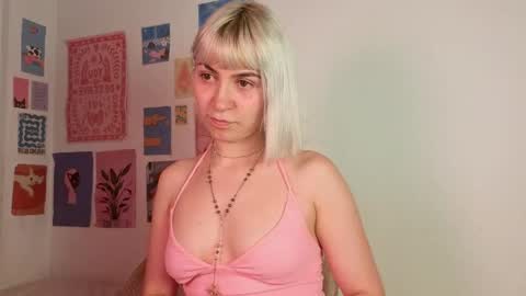annietinky online show from May 2026 02:06:02 AM