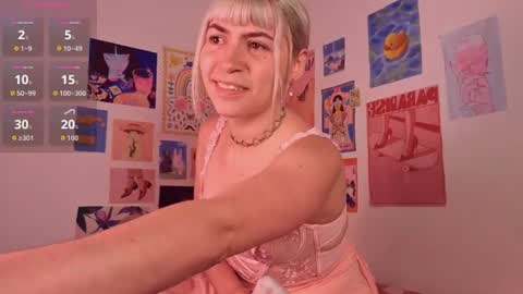 annietinky online show from July 2026 01:56:02 AM