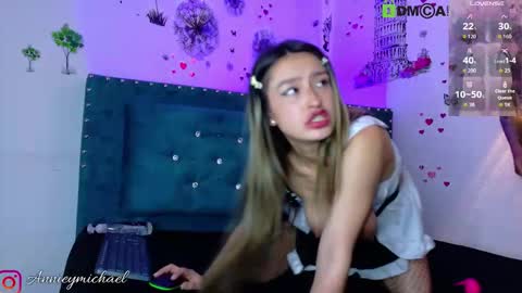 Annie  Michael  online show from March 2026 09:30:02 PM