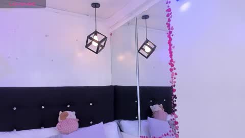 Snapshot of anniie_evans1 chatting on March 2026 05:52:01 PM Annie Evans online show from March 2026 05:52:01 PM