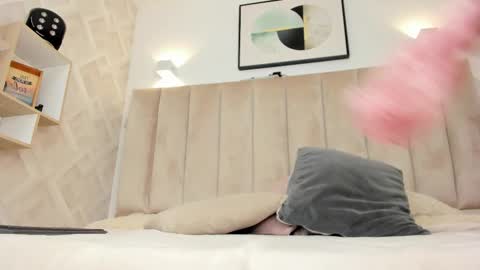 Snapshot of anniie_queen chatting on February 2026 03:40:01 AM Annie Queen online show from February 2026 03:40:01 AM