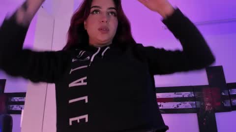 Annika online show from February 2025 06:43:01 PM