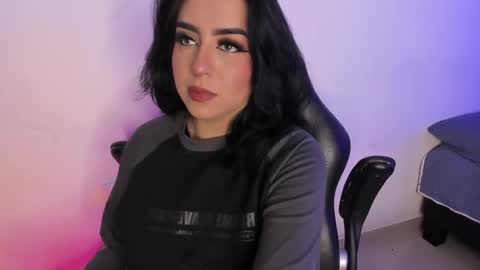 Annika online show from September 2025 03:55:02 AM