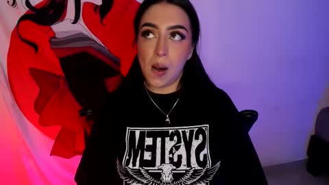 Annika online show from October 2025 12:33:02 AM