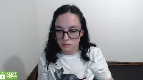 Gaby 3 online show from November 2025 01:00:02 AM