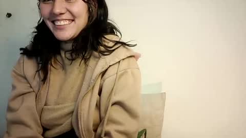 annrousse online show from October 2025 02:44:01 AM