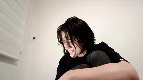 annrousse online show from November 2025 03:19:01 AM