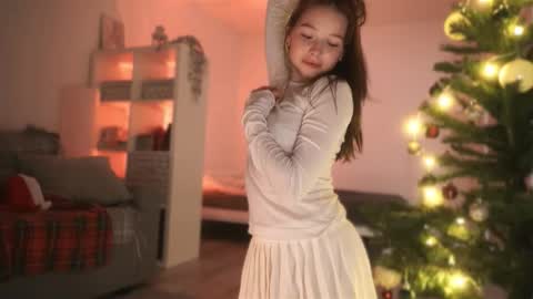 N  antics online show from December 2025 03:35:01 AM