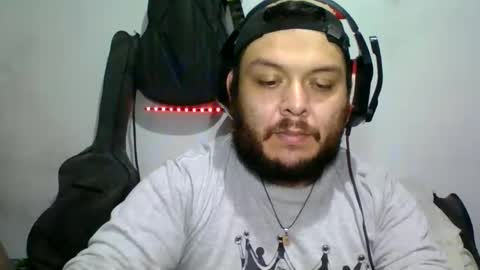 lion kennedy independent model moderator online show from February 2026 01:33:01 AM