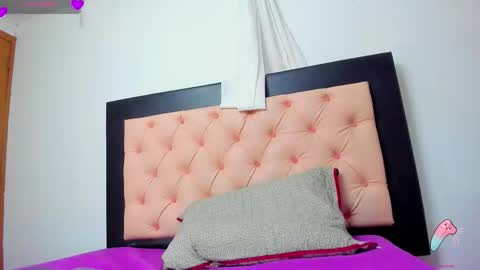 Snapshot of anny4uts chatting on November 2025 06:51:01 PM Anny online show from November 2025 06:51:01 PM