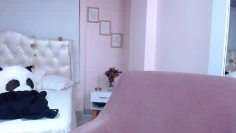 ANNY LOUIS online show from December 2024 02:21:02 AM