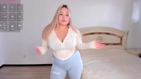 Anna online show from September 2025 12:30:01 PM