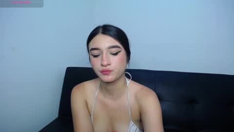 Snapshot of anny_naf chatting on December 2025 02:58:02 PM Anny online show from December 2025 02:58:02 PM