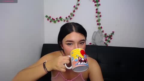 Anny online show from April 2026 04:34:02 PM