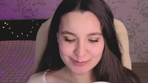 Snapshot of anny_shine chatting on April 2026 02:44:01 AM Annie online show from April 2026 02:44:01 AM