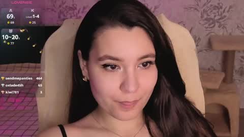 Snapshot of anny_shine chatting on May 2026 12:51:02 AM Annie online show from May 2026 12:51:02 AM