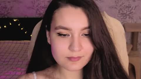 Snapshot of anny_shine chatting on May 2026 11:14:02 PM Annie online show from May 2026 11:14:02 PM